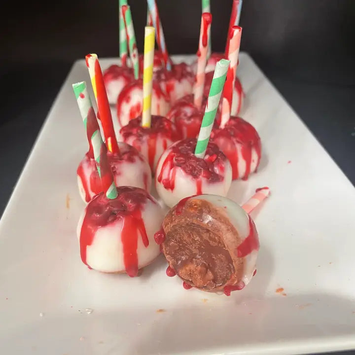 CAKE POPS - Strawberry Cheesecake