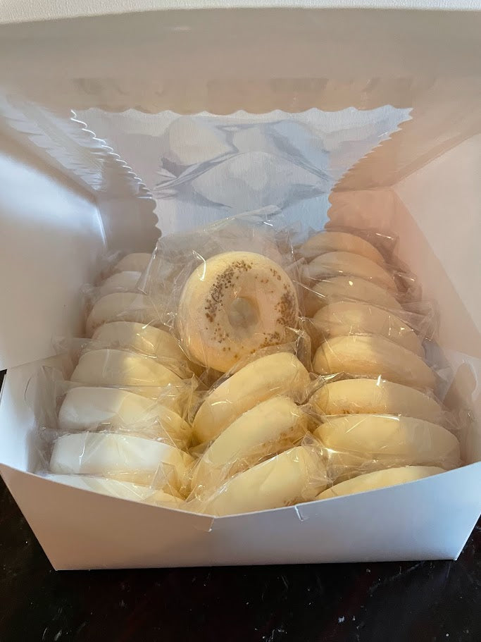 LG CLAMSHELL Cinnamon Sugar Donuts 6 oz
